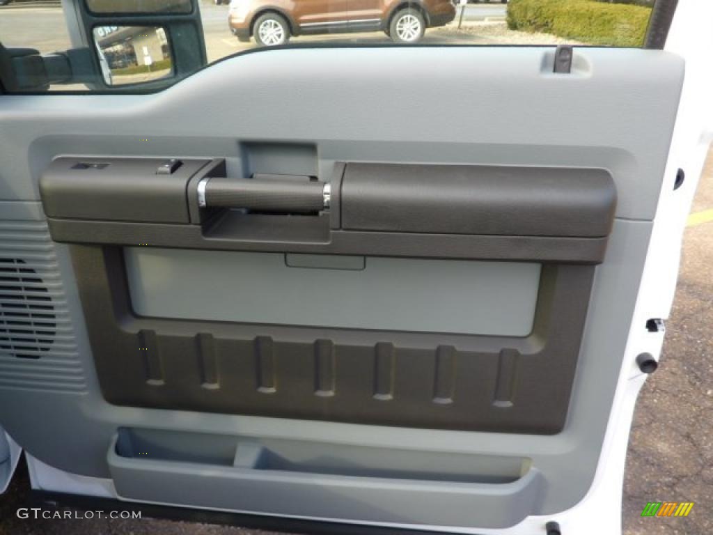2011 Ford F350 Super Duty XL Regular Cab 4x4 Chassis Door Panel Photos