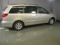 2010 Silver Shadow Pearl Toyota Sienna LE  photo #11