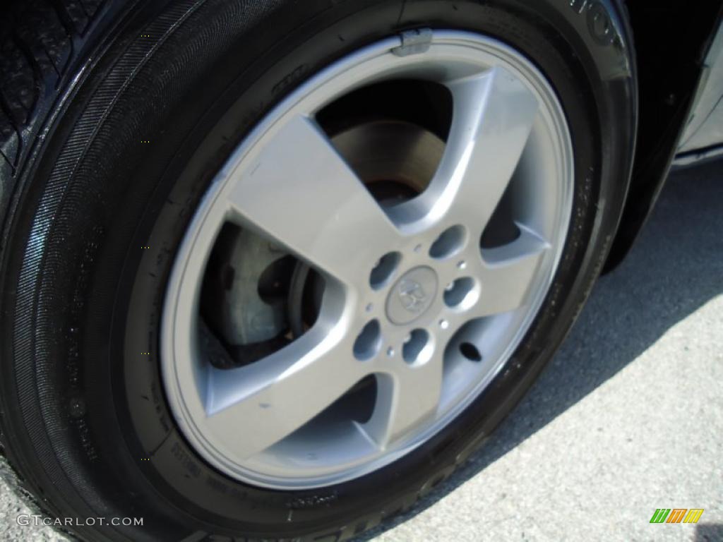 2005 Hyundai Tucson GL Wheel Photo #45764912