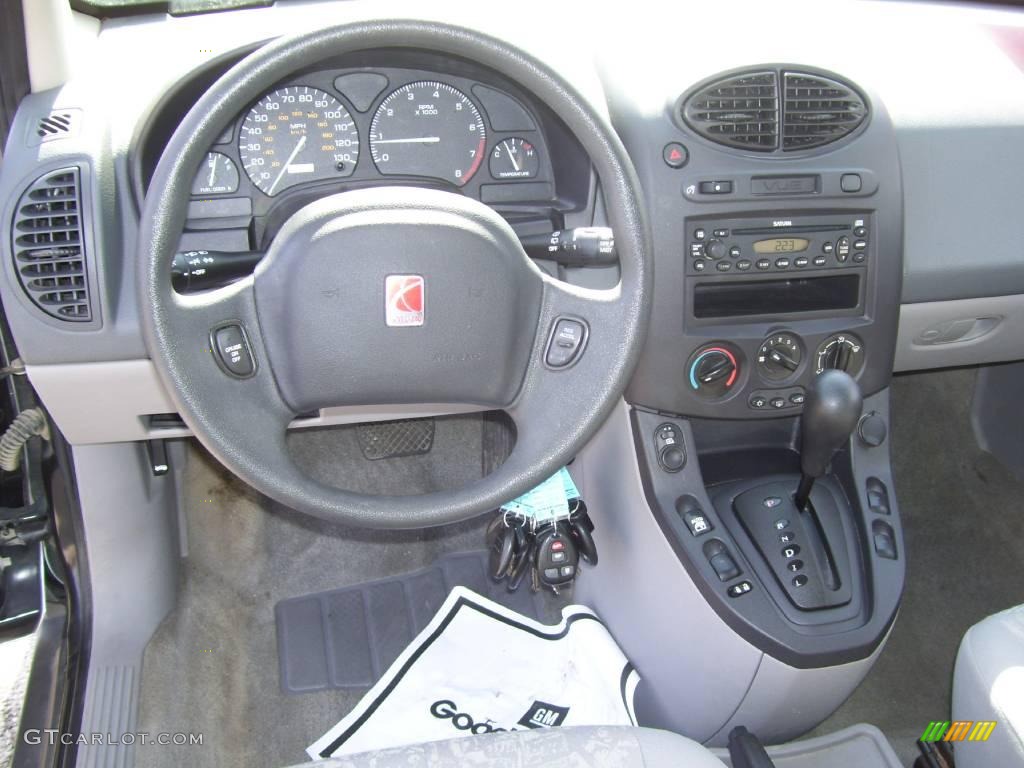 2003 VUE AWD - Silver / Gray photo #13