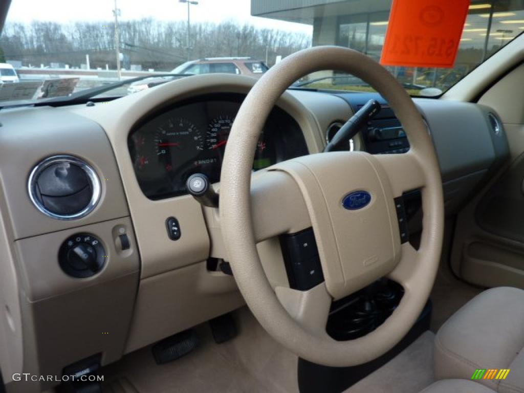 2004 Ford F150 XLT Regular Cab 4x4 Tan Steering Wheel Photo #45771988
