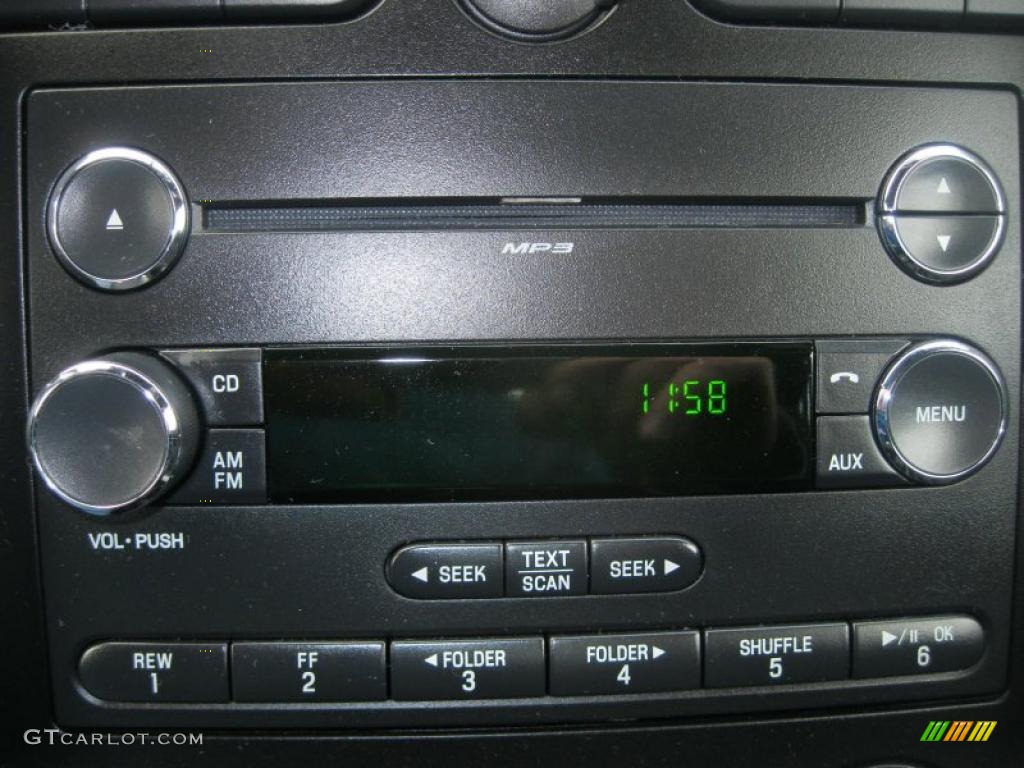 2008 Ford Mustang GT Deluxe Coupe Controls Photo #45773440
