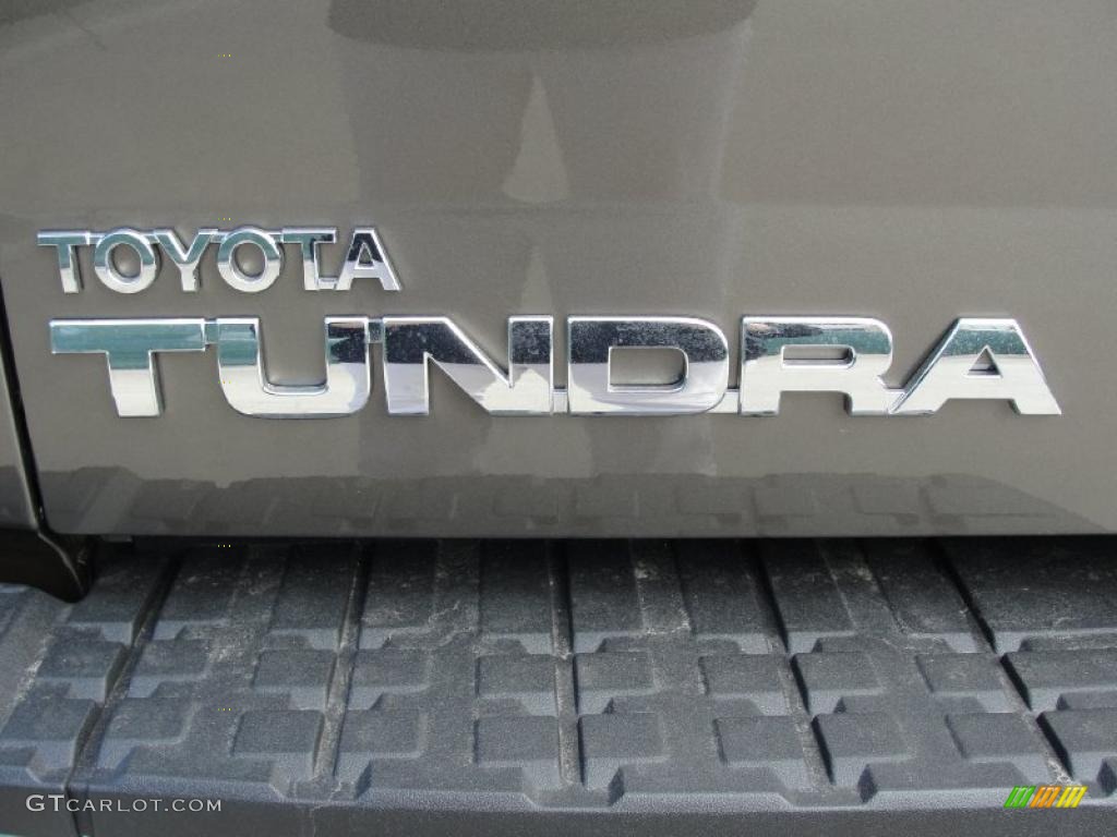 2011 Tundra CrewMax - Pyrite Mica / Graphite Gray photo #16