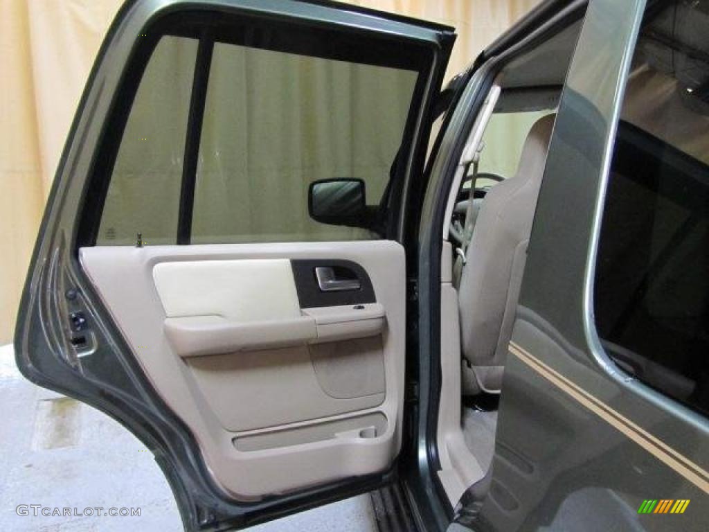 2003 Expedition XLT 4x4 - Estate Green Metallic / Medium Parchment photo #21