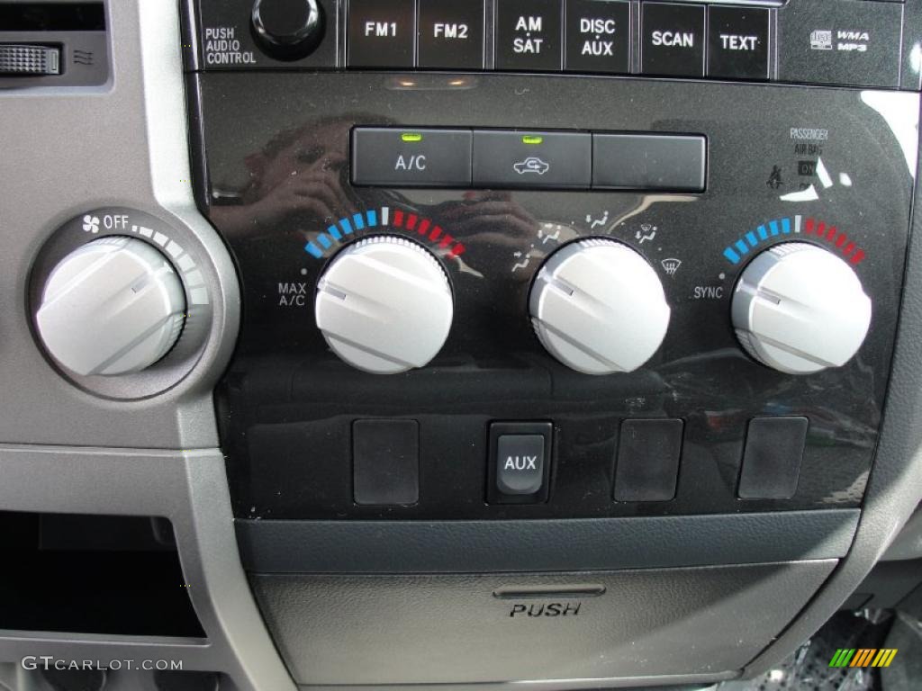 2011 Toyota Tundra Double Cab Controls Photo #45777440