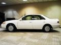 Super White - Camry LE Photo No. 4