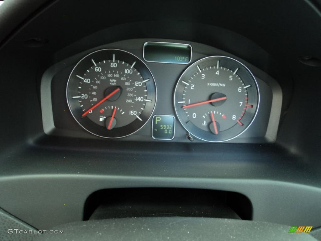 2008 Volvo C70 T5 Gauges Photo #45781349