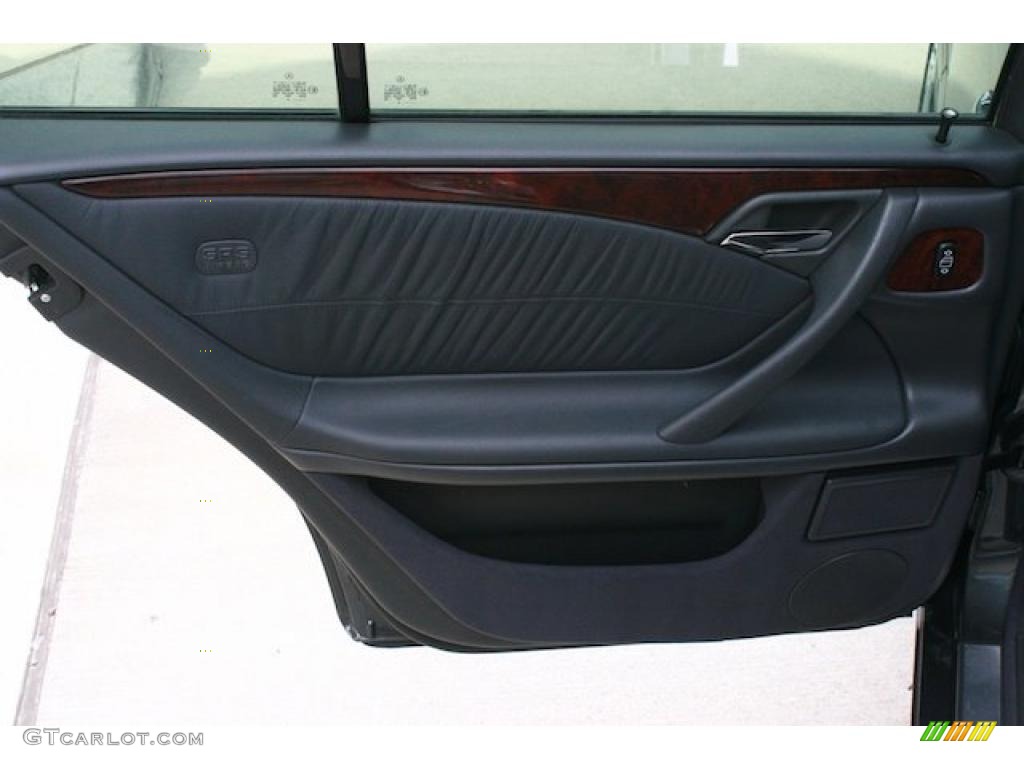 2000 Mercedes-Benz E 320 Sedan Charcoal Door Panel Photo #45783050
