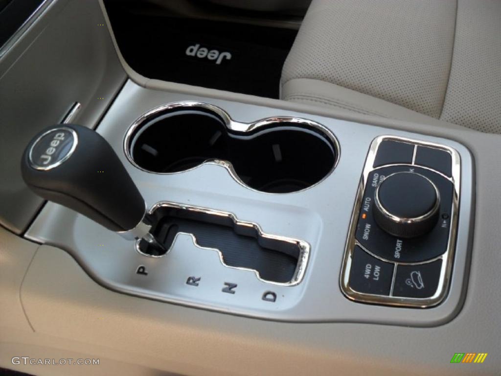 2011 Jeep Grand Cherokee Limited 4x4 5 Speed Automatic Transmission Photo #45784430