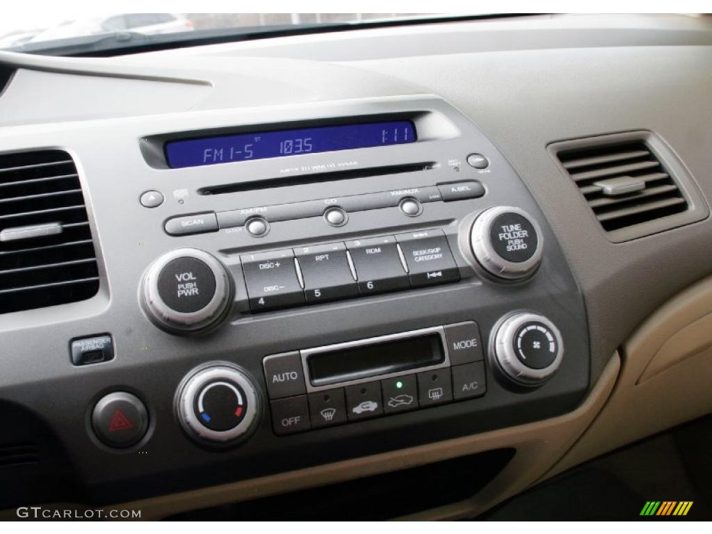 2007 Honda Civic Hybrid Sedan Controls Photo #45786462