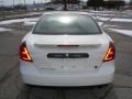 Ivory White - Grand Prix Sedan Photo No. 7