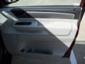 Deep Claret Red Metallic - Routan SE Photo No. 12