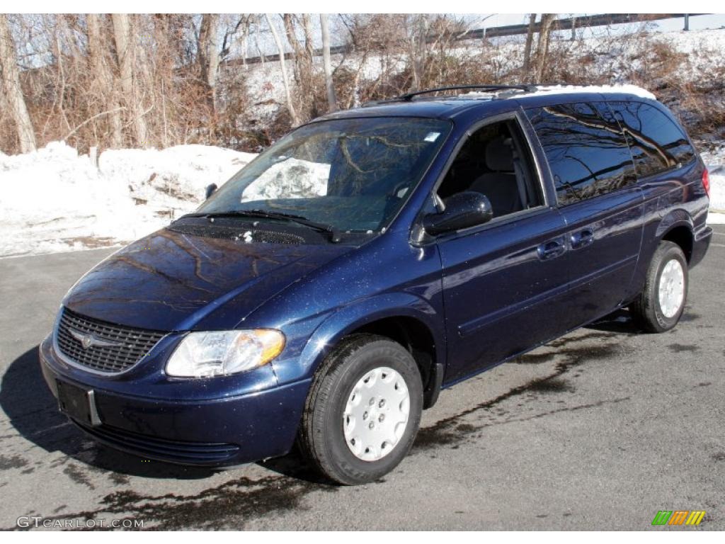 Midnight Blue Pearlcoat Chrysler Town & Country