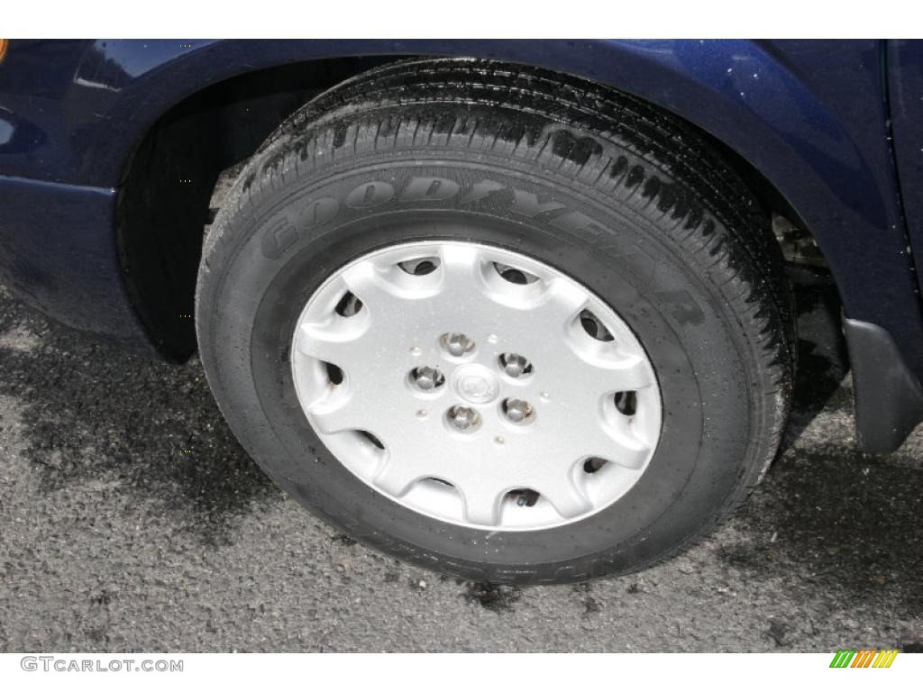 2004 Chrysler Town & Country LX Wheel Photo #45790266