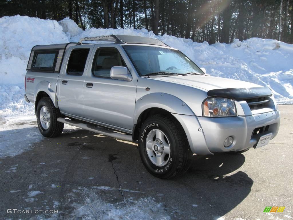 2001 Frontier SE V6 Crew Cab 4x4 - Silver Ice Metallic / Gray photo #1