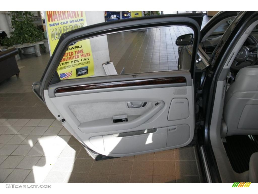 2005 Audi A8 L 4.2 quattro Platinum Door Panel Photo #45791806