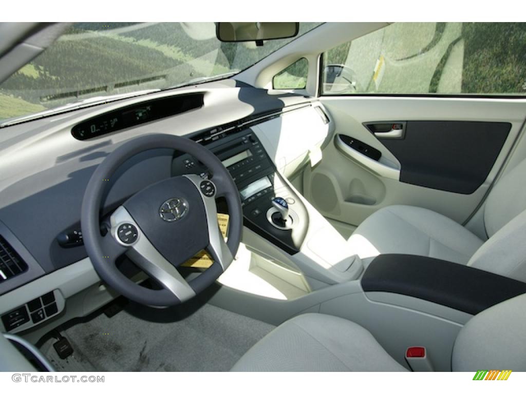 2011 Toyota Prius Hybrid II Misty Gray Dashboard Photo #45797195