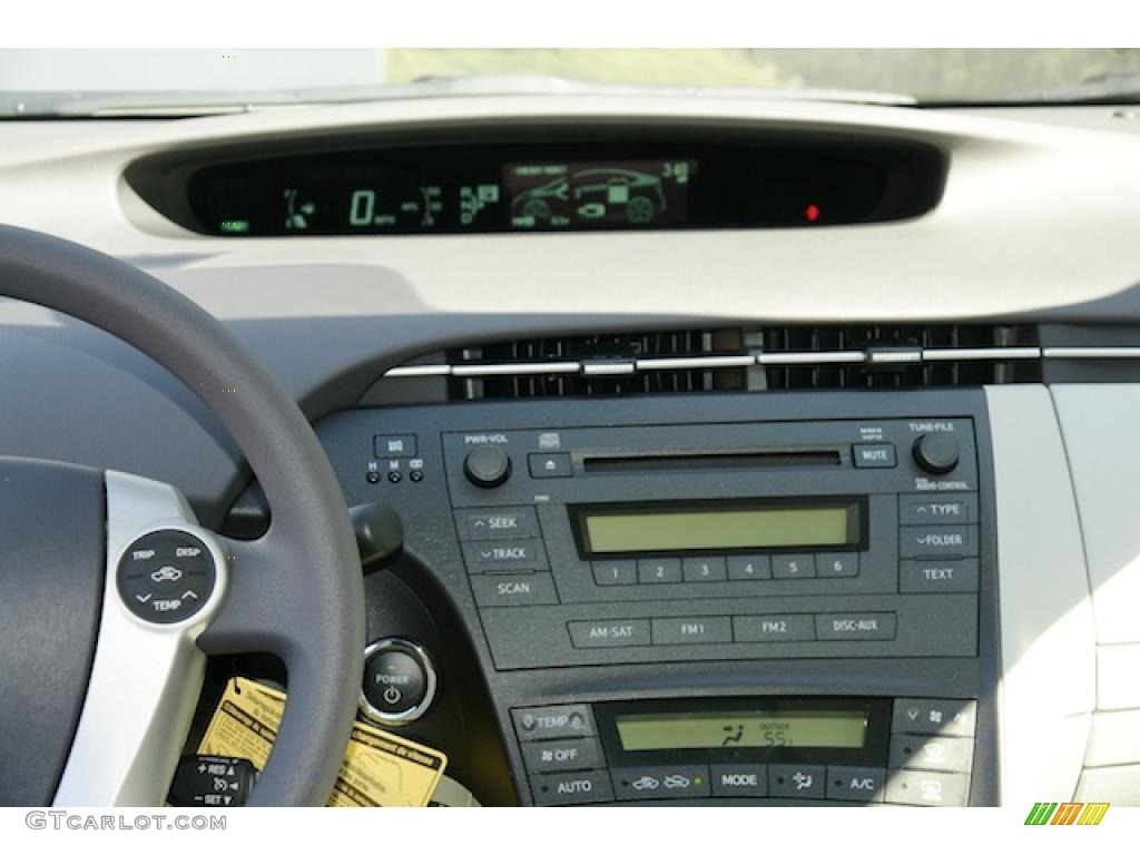 2011 Toyota Prius Hybrid II Controls Photo #45797251