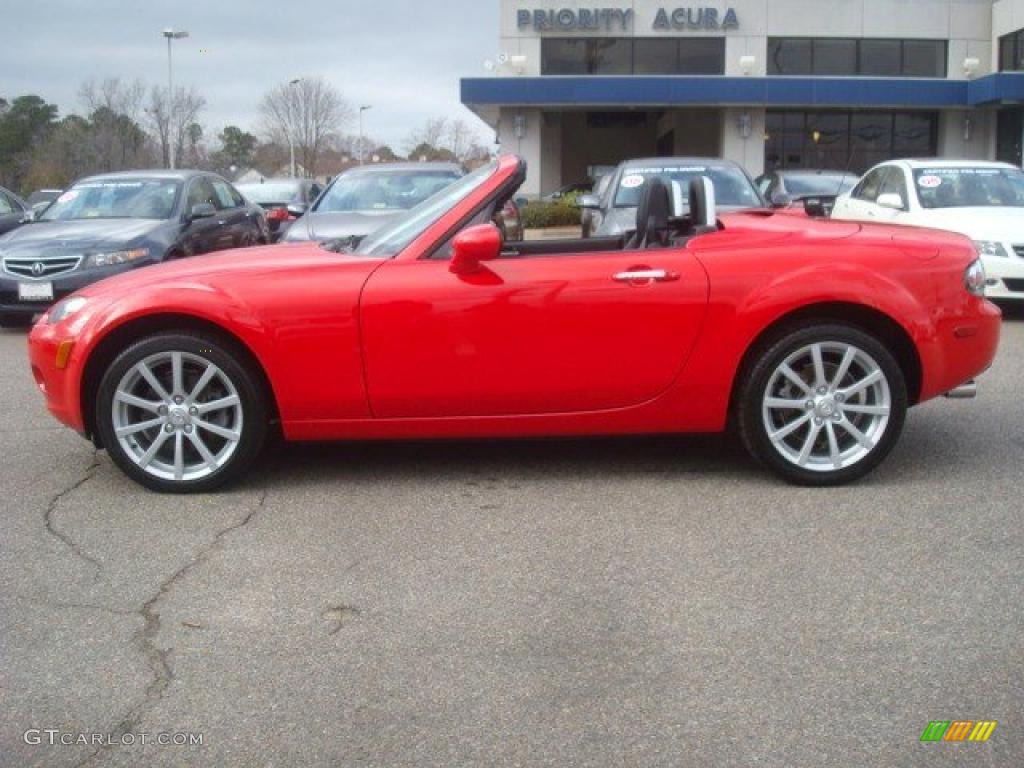 True Red 2007 Mazda MX-5 Miata Grand Touring Hardtop Roadster Exterior Photo #45798483