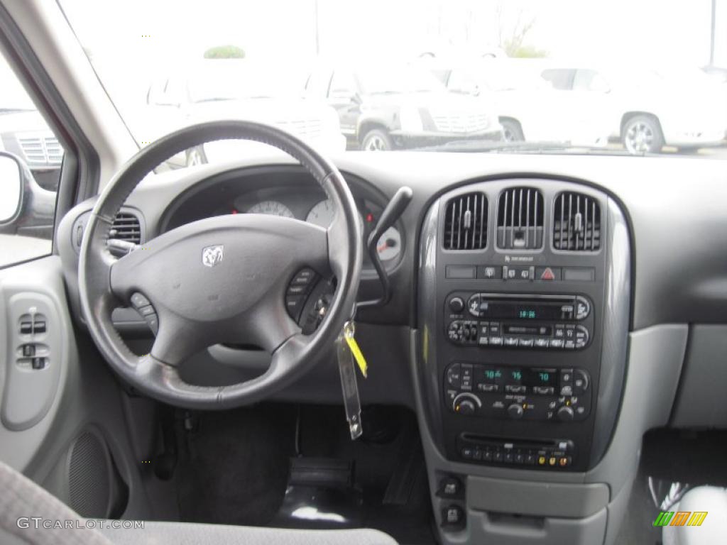 2006 Dodge Grand Caravan SXT Medium Slate Gray Dashboard Photo #45800039