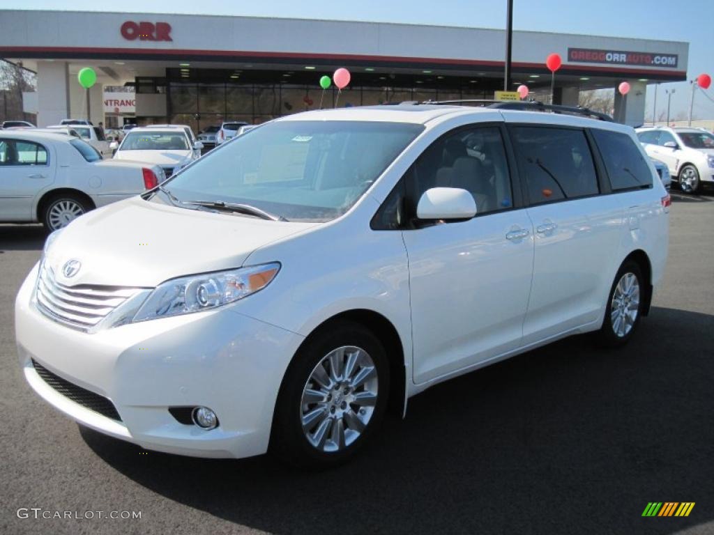 2011 Sienna Limited - Blizzard White Pearl / Light Gray photo #1