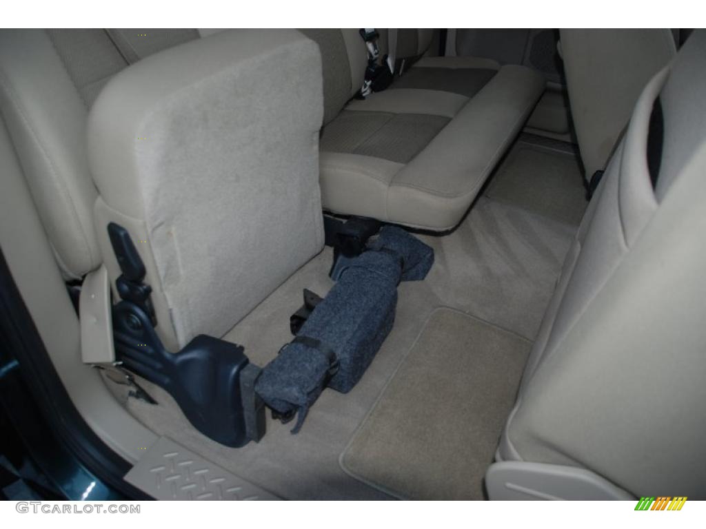 2004 F150 XLT SuperCab 4x4 - Aspen Green Metallic / Tan photo #36