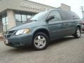 Magnesium Pearl - Grand Caravan SXT Photo No. 2