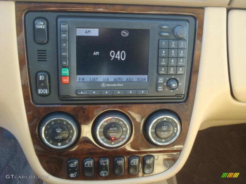 2002 Mercedes-Benz ML 500 4Matic Controls Photo #45806889