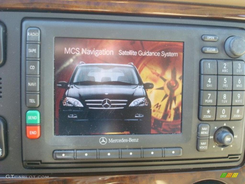 2002 Mercedes-Benz ML 500 4Matic Controls Photo #45806897