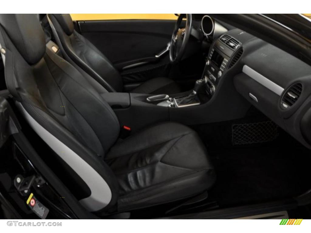 2005 SLK 350 Roadster - Black / Black photo #14