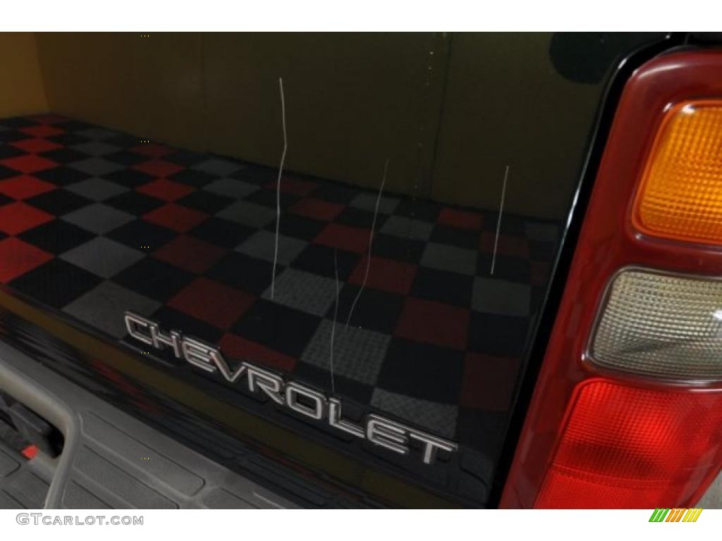 2003 Suburban 1500 Z71 4x4 - Dark Green Metallic / Tan/Neutral photo #21