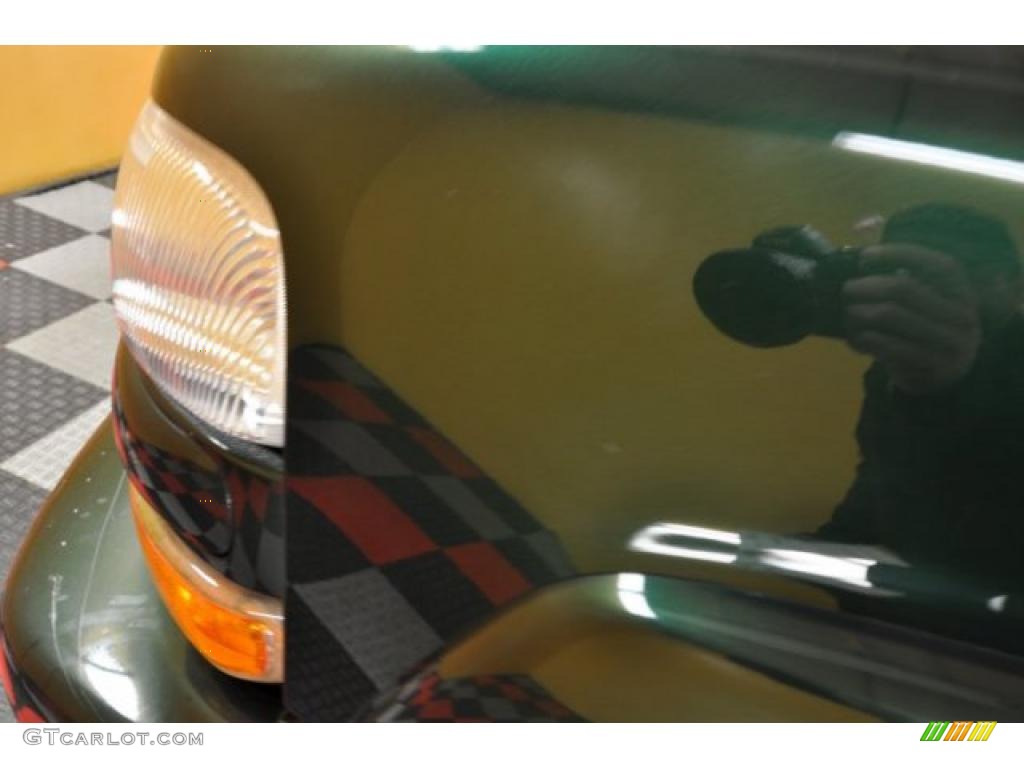 2003 Suburban 1500 Z71 4x4 - Dark Green Metallic / Tan/Neutral photo #25