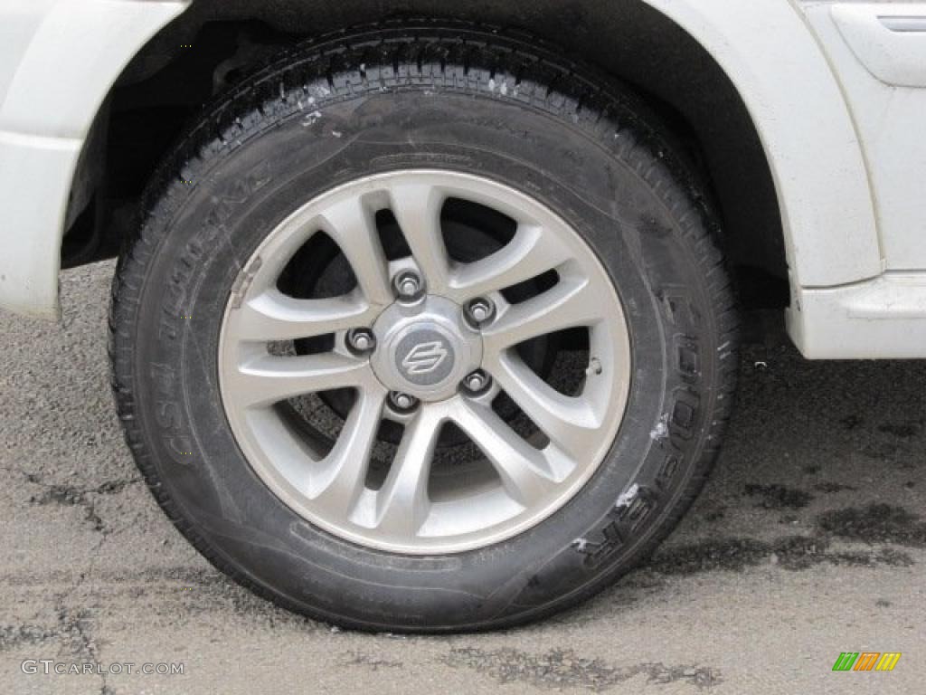 2005 Suzuki XL7 LX 4WD Wheel Photos