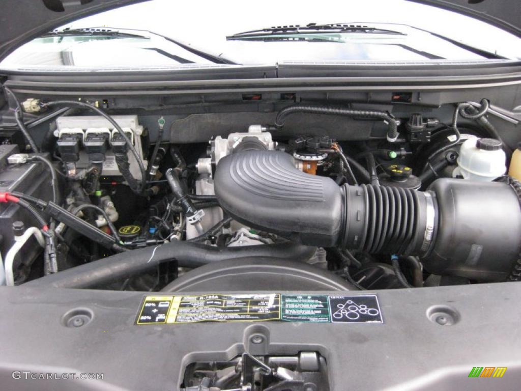 2004 Ford F150 STX SuperCab 4x4 Engine Photos