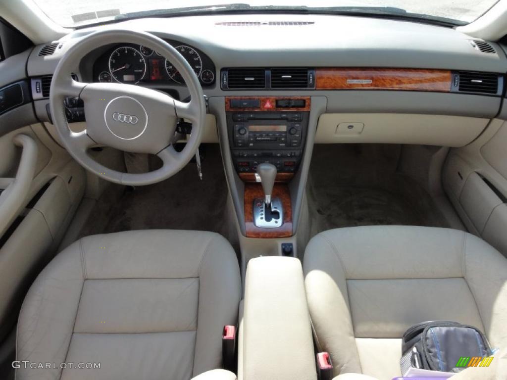 2002 A6 3.0 quattro Sedan - Canvas Beige Metallic / Beige photo #28
