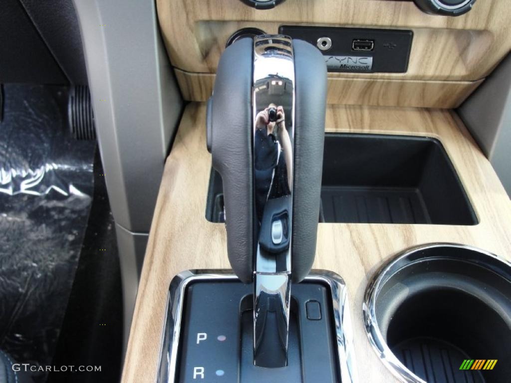 2011 Ford F150 Lariat SuperCrew 4x4 6 Speed Automatic Transmission Photo #45815765