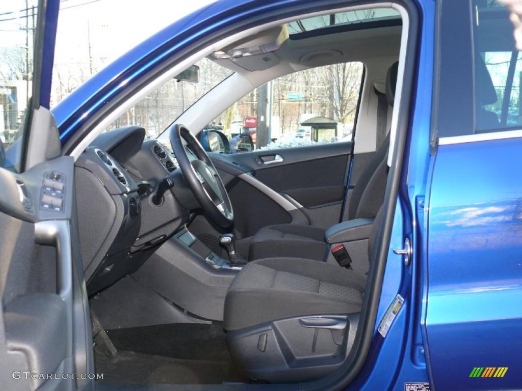 Charcoal Interior 2009 Volkswagen Tiguan SE 4Motion Photo #45821689