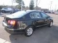 Deep Black - Passat 2.0T Sedan Photo No. 5