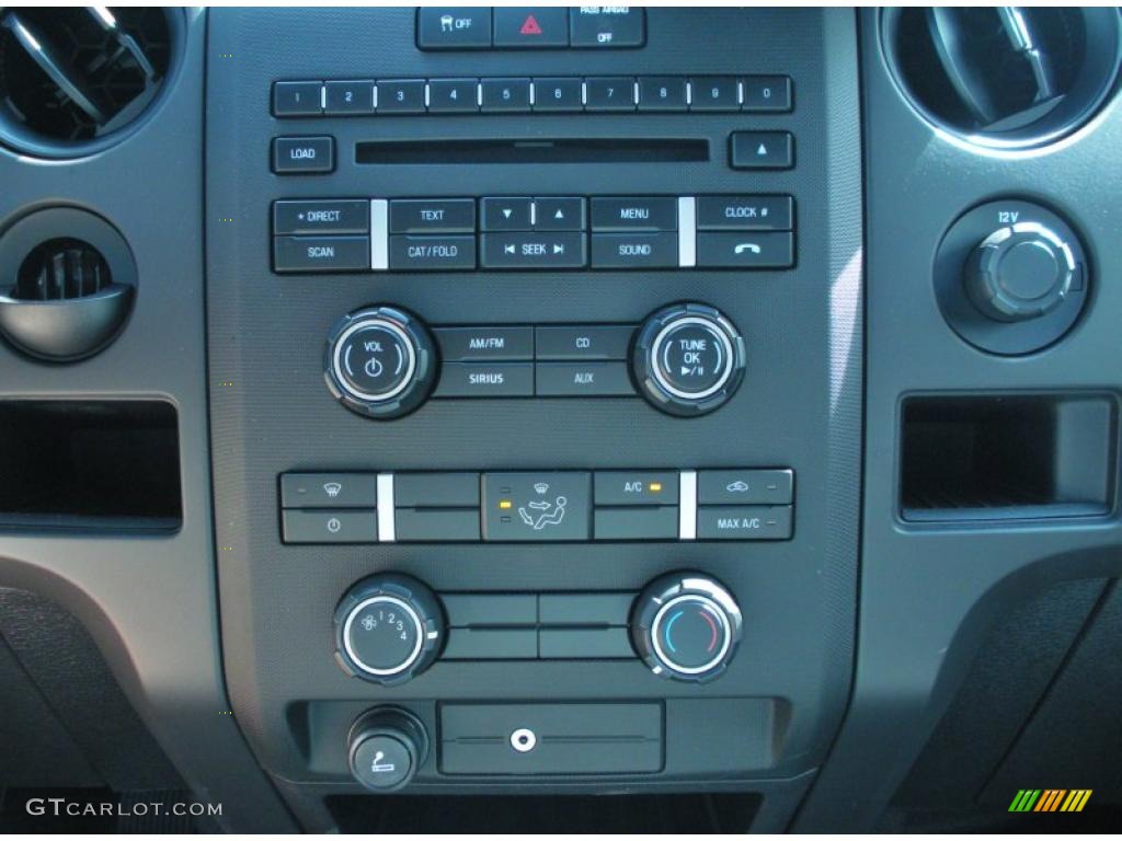 2011 Ford F150 XL Regular Cab Controls Photo #45823277