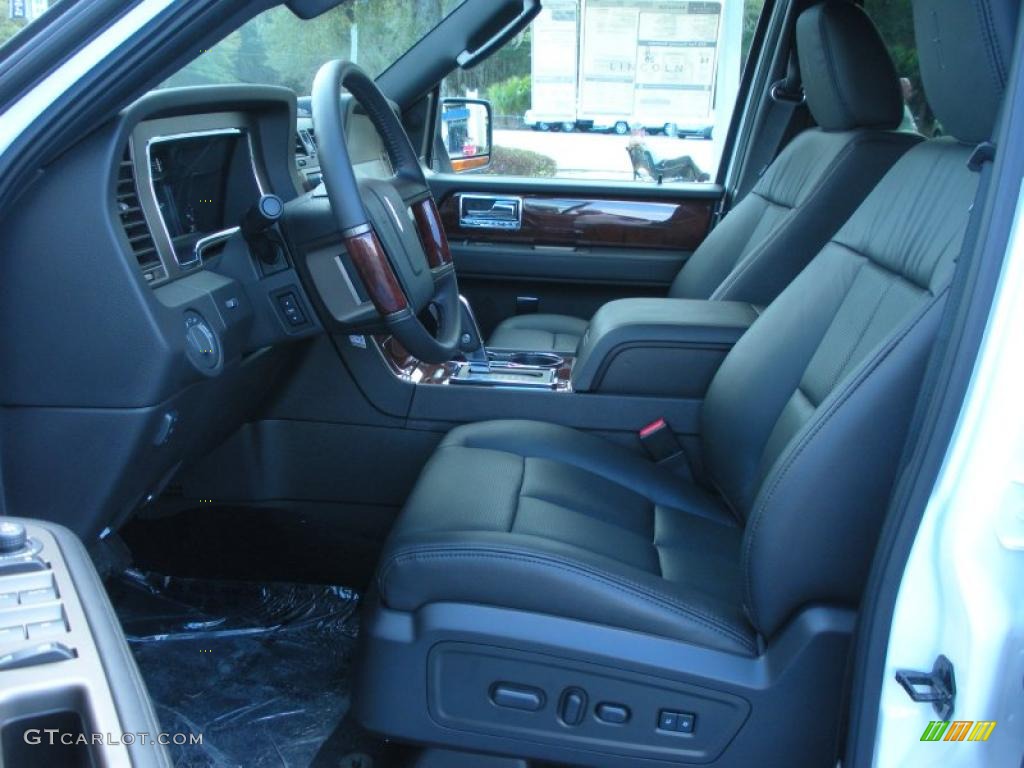 Charcoal Black Interior 2011 Lincoln Navigator 4x2 Photo #45823401