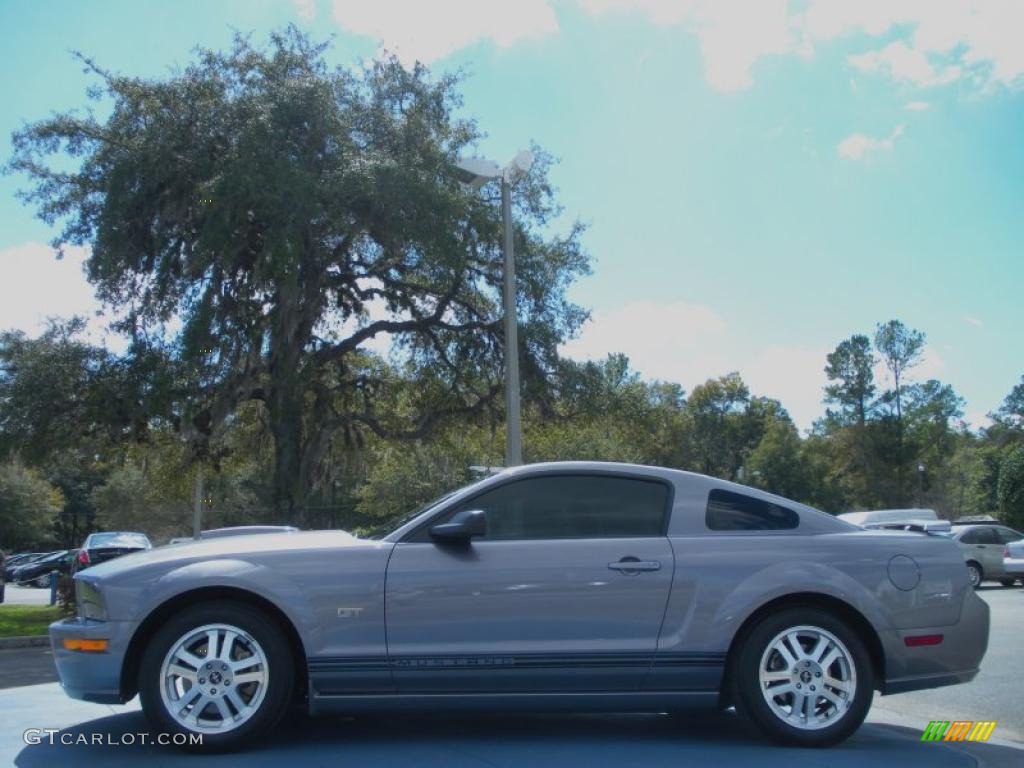 2007 Mustang GT Deluxe Coupe - Tungsten Grey Metallic / Dark Charcoal photo #2