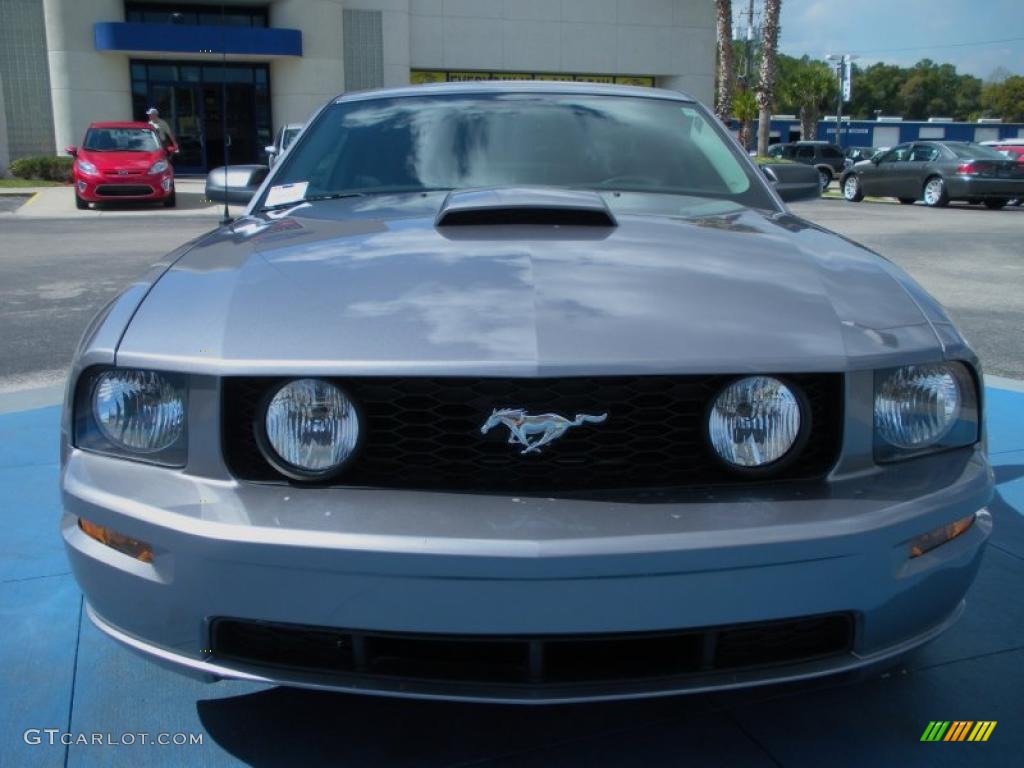 2007 Mustang GT Deluxe Coupe - Tungsten Grey Metallic / Dark Charcoal photo #8