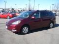 Salsa Red Pearl - Sienna XLE Photo No. 2