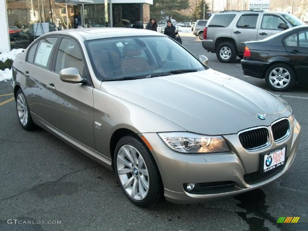 2011 3 Series 328i xDrive Sedan - Platinum Bronze Metallic / Saddle Brown Dakota Leather photo #3