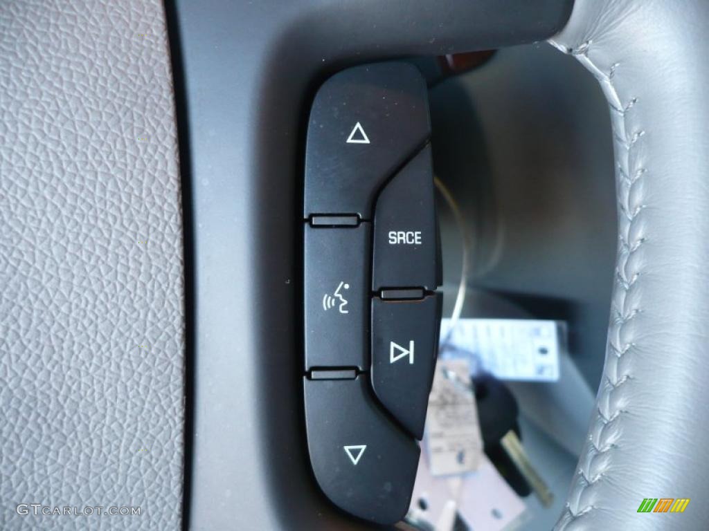 2008 Chevrolet Avalanche LTZ 4x4 Controls Photo #45829193