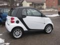 Crystal White - fortwo passion coupe Photo No. 3