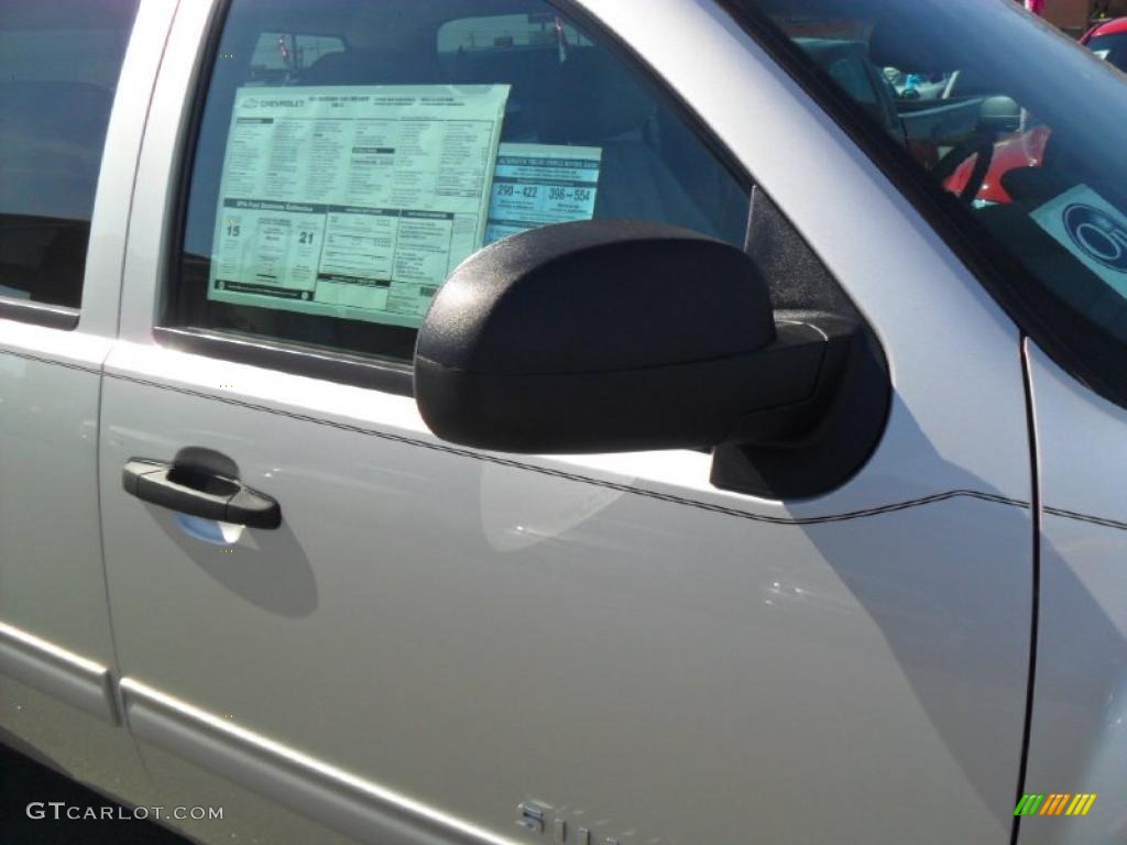 2011 Silverado 1500 LT Crew Cab - Sheer Silver Metallic / Light Titanium/Ebony photo #22
