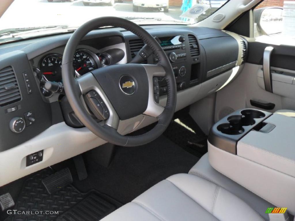 2011 Silverado 1500 LT Crew Cab - Sheer Silver Metallic / Light Titanium/Ebony photo #25