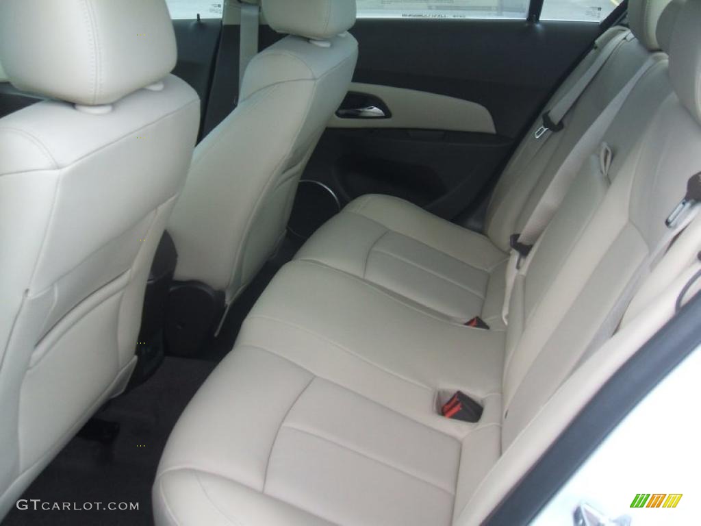 2011 Cruze LTZ - Summit White / Cocoa/Light Neutral Leather photo #3