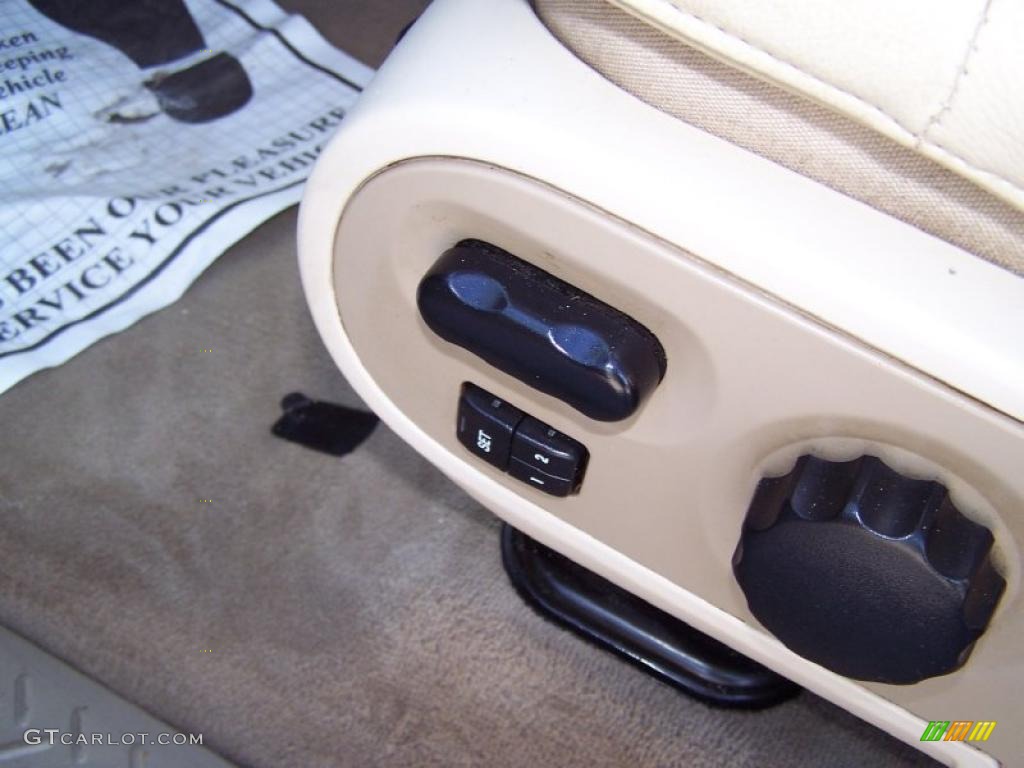 2004 F150 Lariat SuperCrew 4x4 - Arizona Beige Metallic / Tan photo #22
